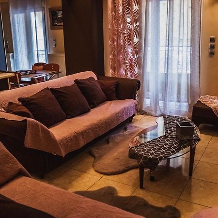 Apartamento Bojana' S Luxury House Larissa Exterior foto